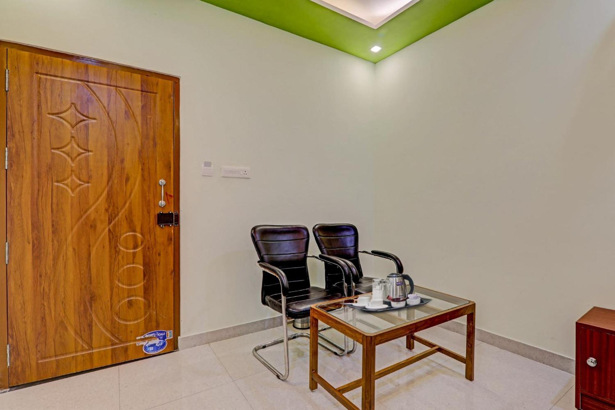 Hotel O Chauhan Palace Lucknow Ngoại thất bức ảnh